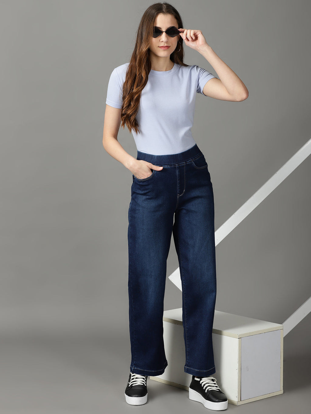 Women's Navy Blue Straight Fit High-Rise Light Fade Stretchable Cotton Jeans
