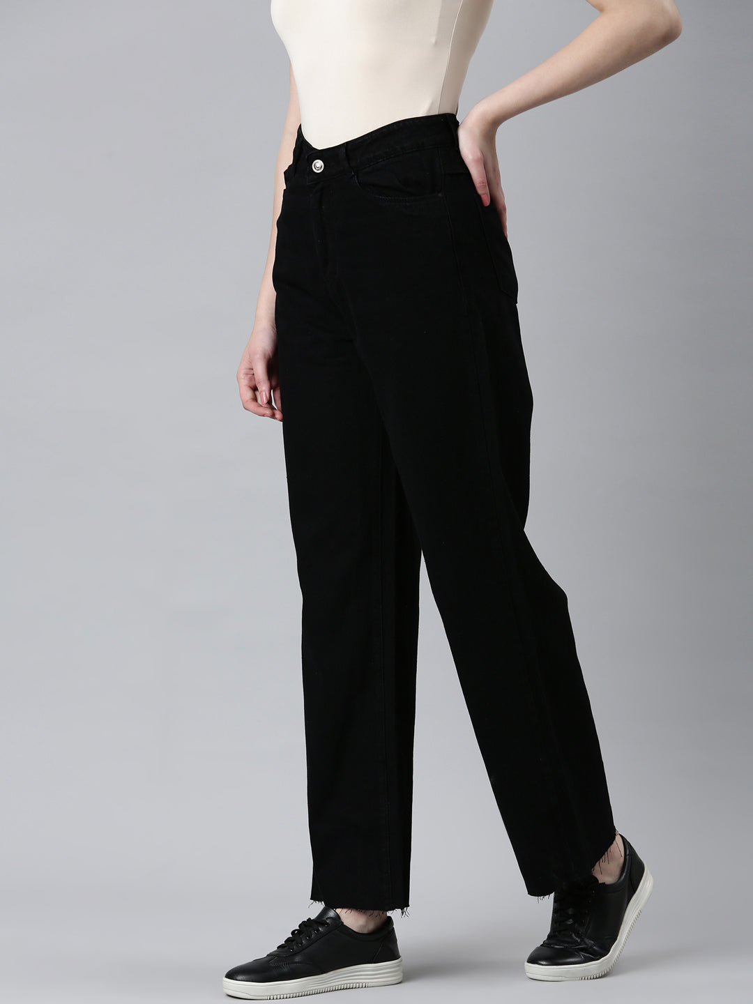 Women's Black High Rise Straight Fit Denim Jeans