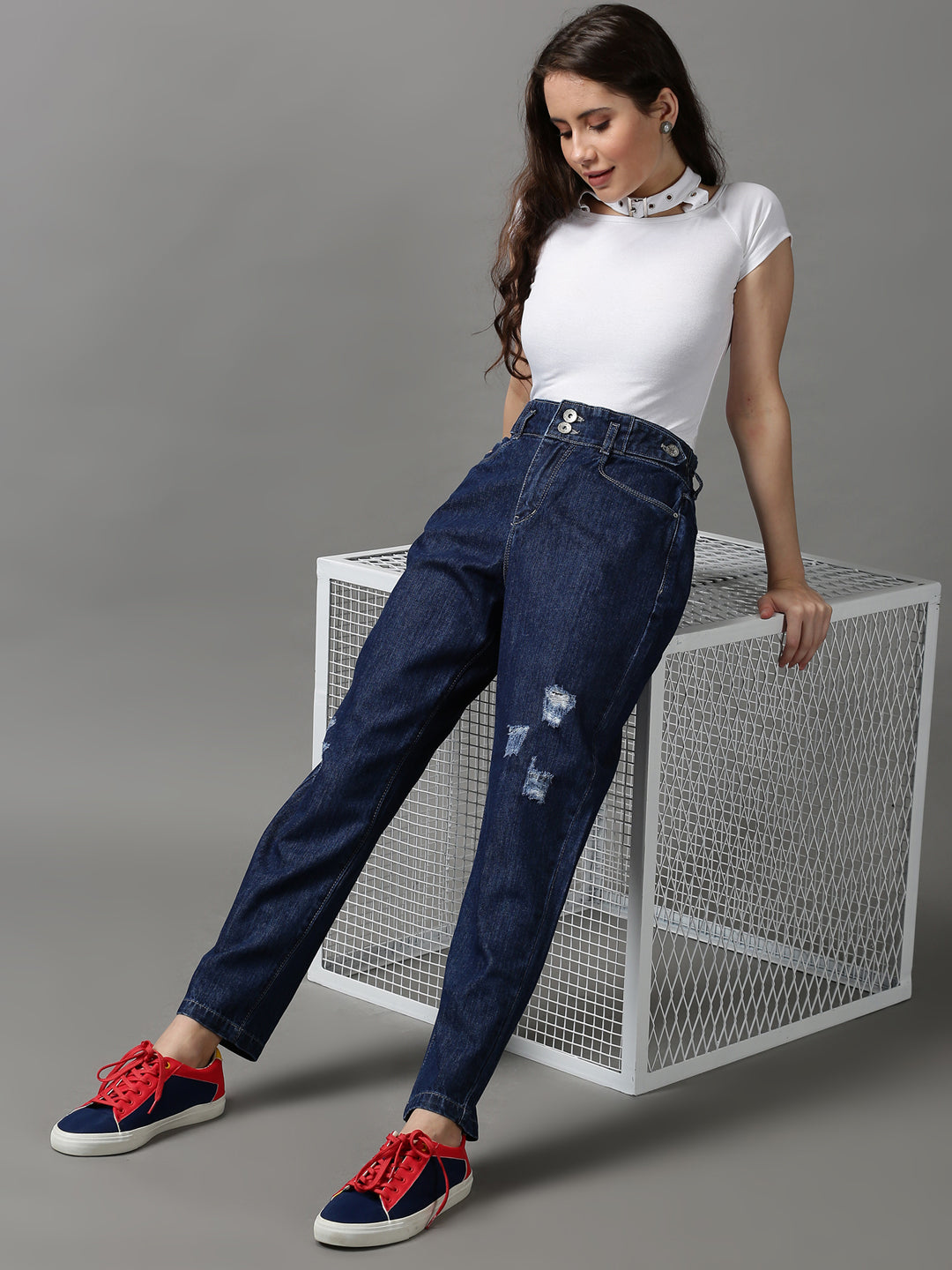 Women's Navy Blue High-Rise Mildly Distressed Stretchable Denim Jeans