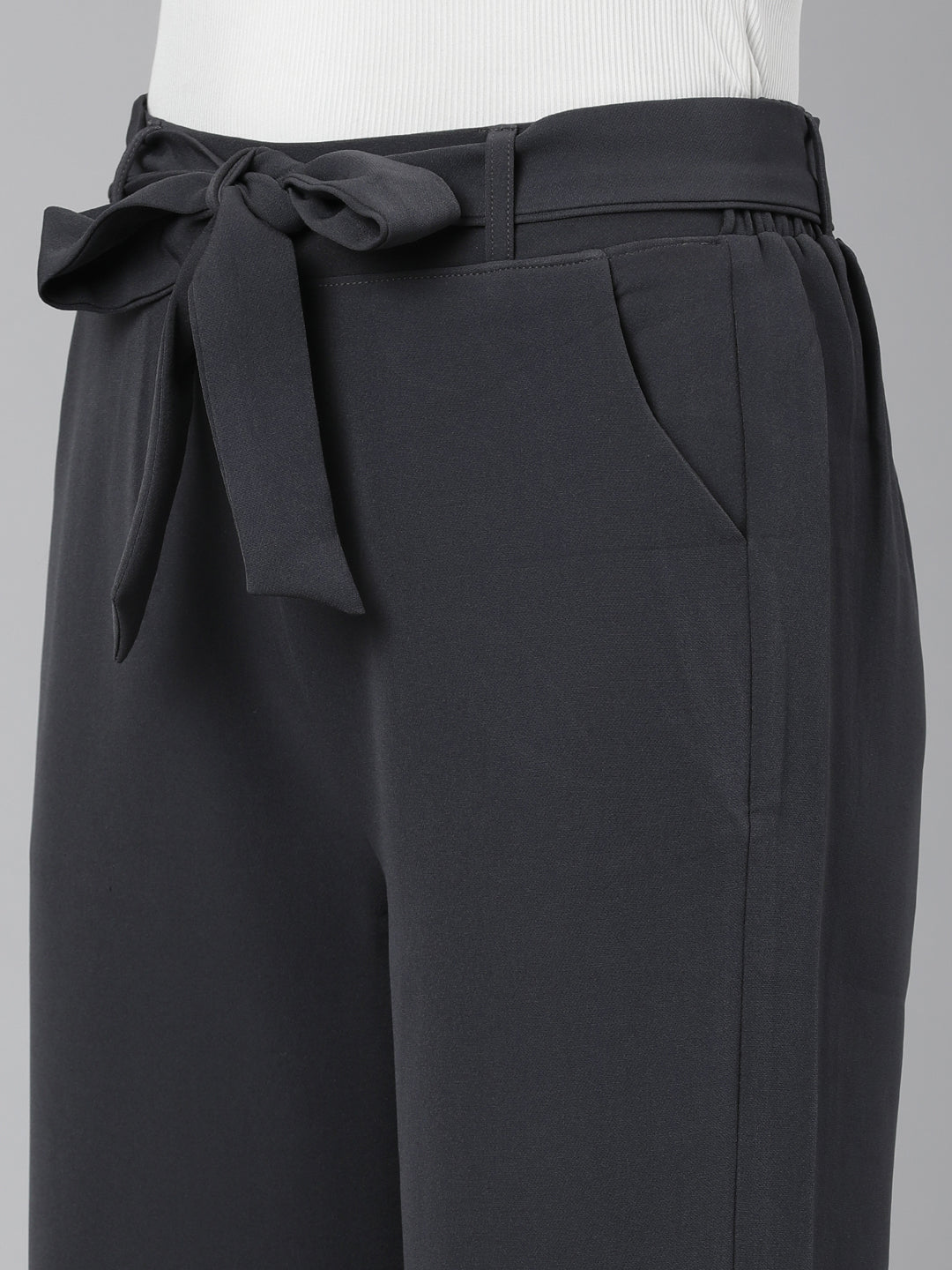 Women's Grey Relaxed Straight Fit Cotton Parallel Trousers