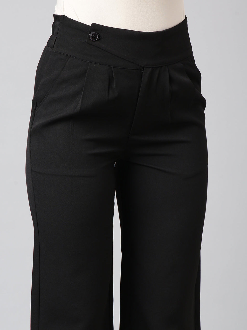 Women's Black Regular Fit Cotton Comfort Pleated Parallel Trousers