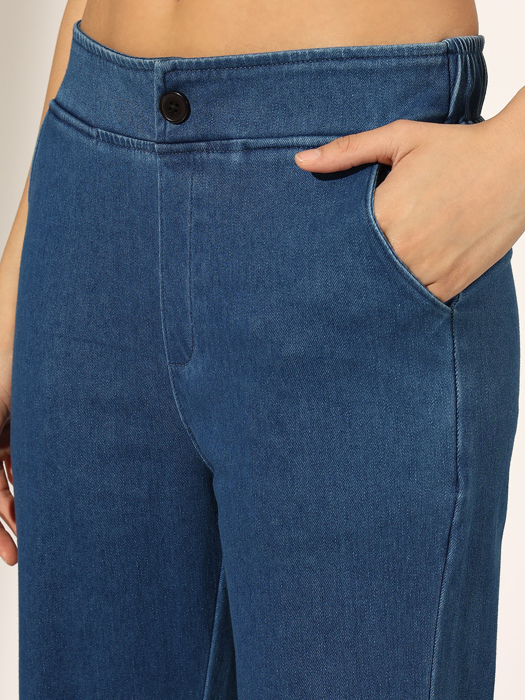Women's Blue Mid-Rise Straight Fit Jeans