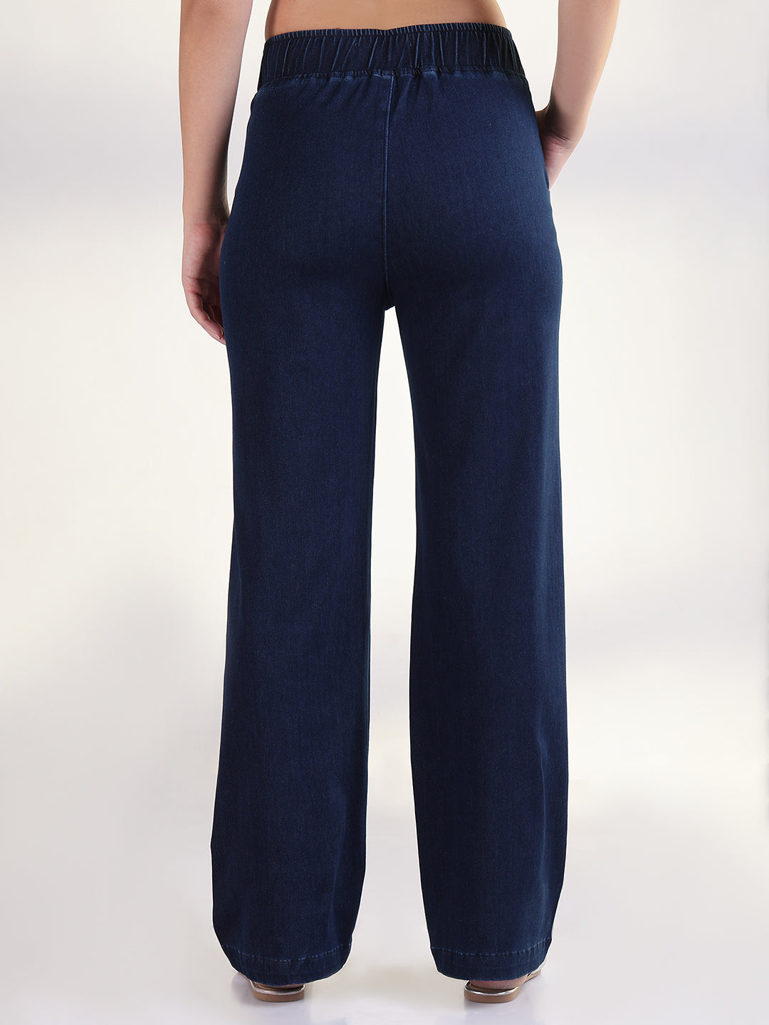 Women's Navy Blue Solid Straight Fit Jeans