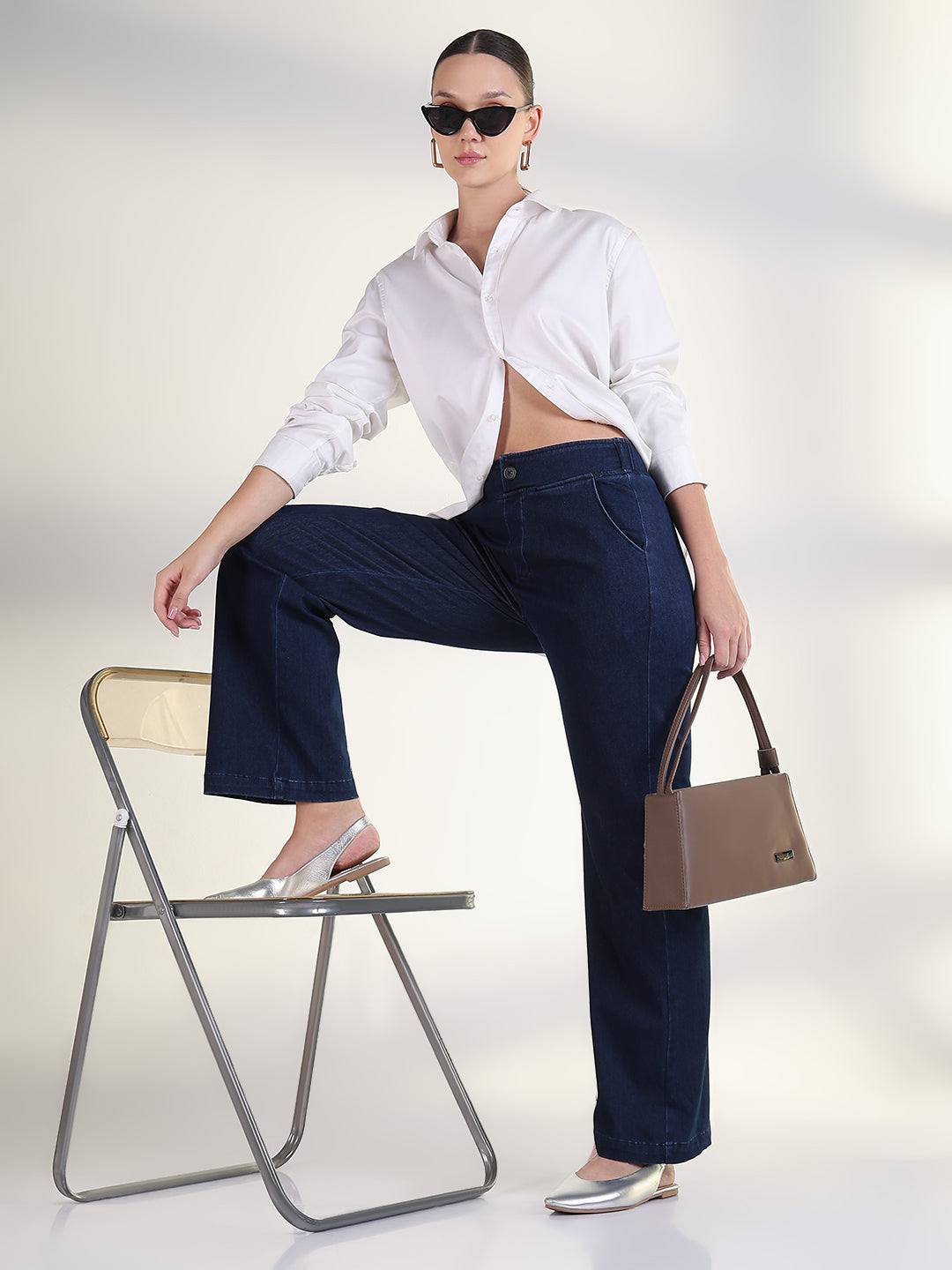 Women's Navy Blue Solid Straight Fit Jeans