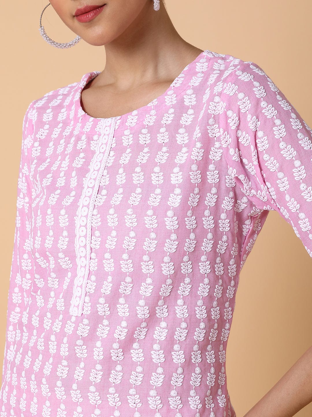 Women's Floral Chikankari Pink Straight Kurta