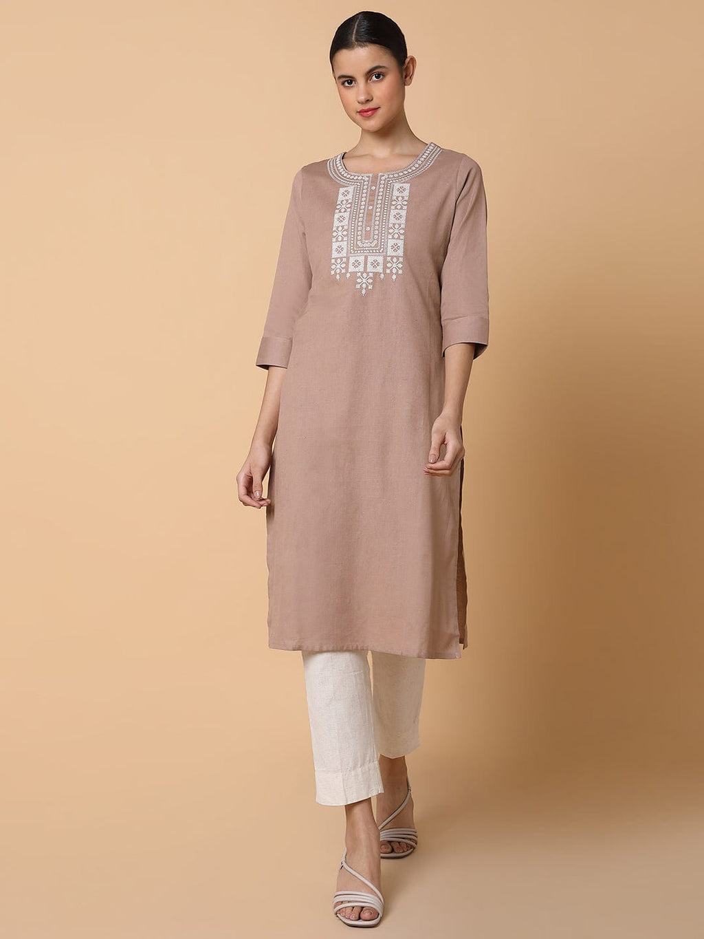 Women's Solid Beige Straight Kurta