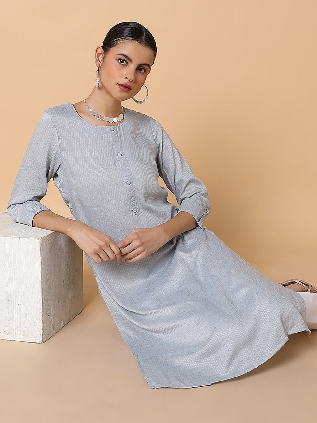 Women's Solid Sequins Grey Straight Kurta