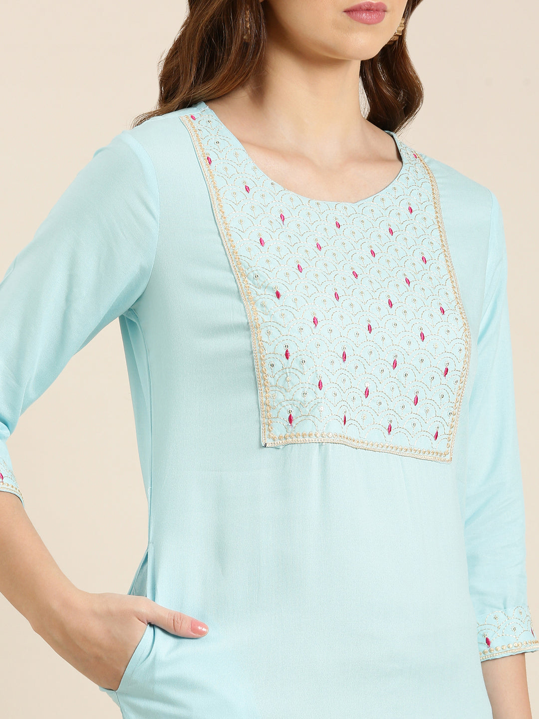 Women's Blue Ethnic Motifs Thread Work Sequined Pastels Cotton Straight Kurta