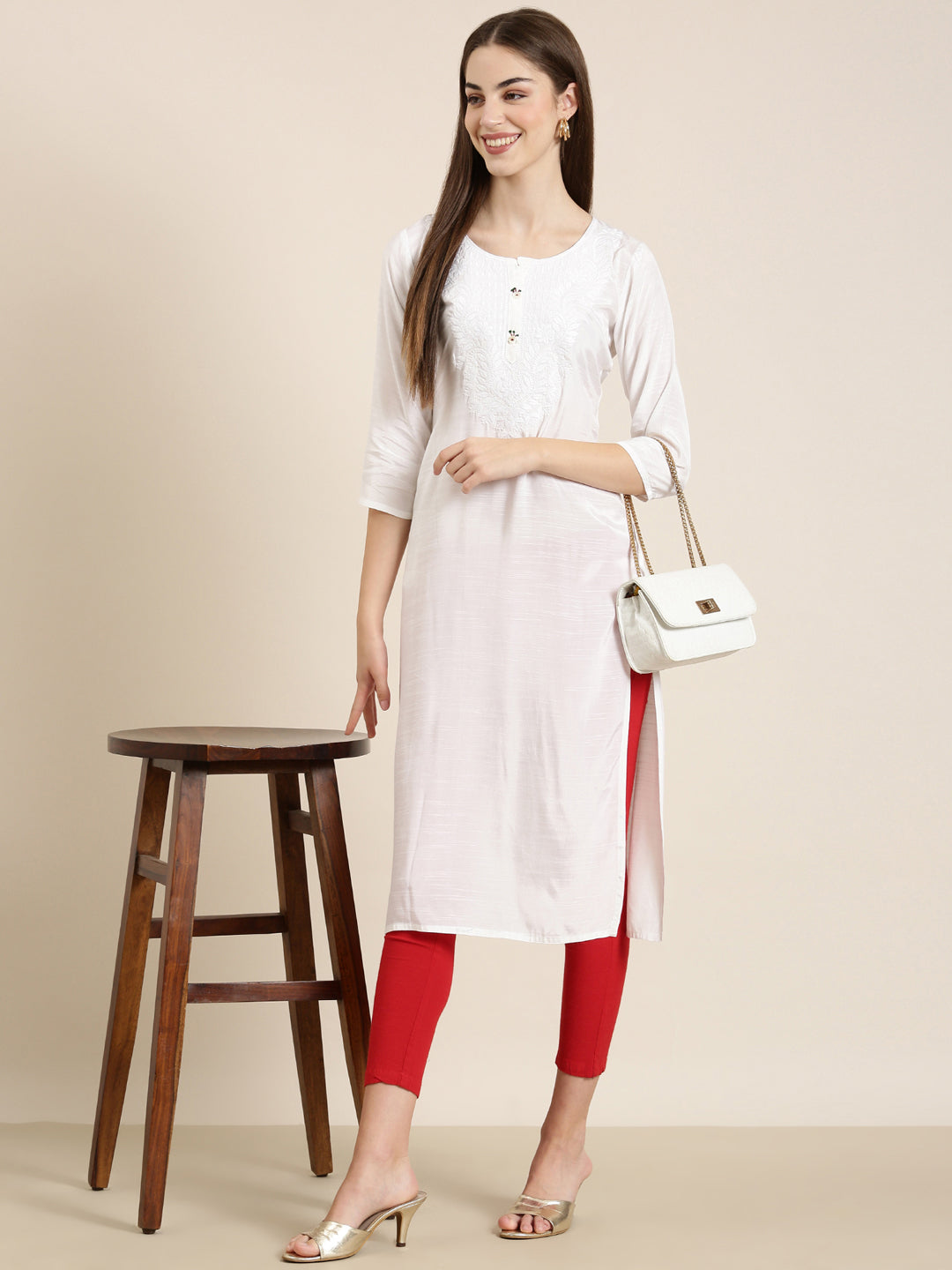 Women's White Ethnic Motifs Straight Thread Work Kurta