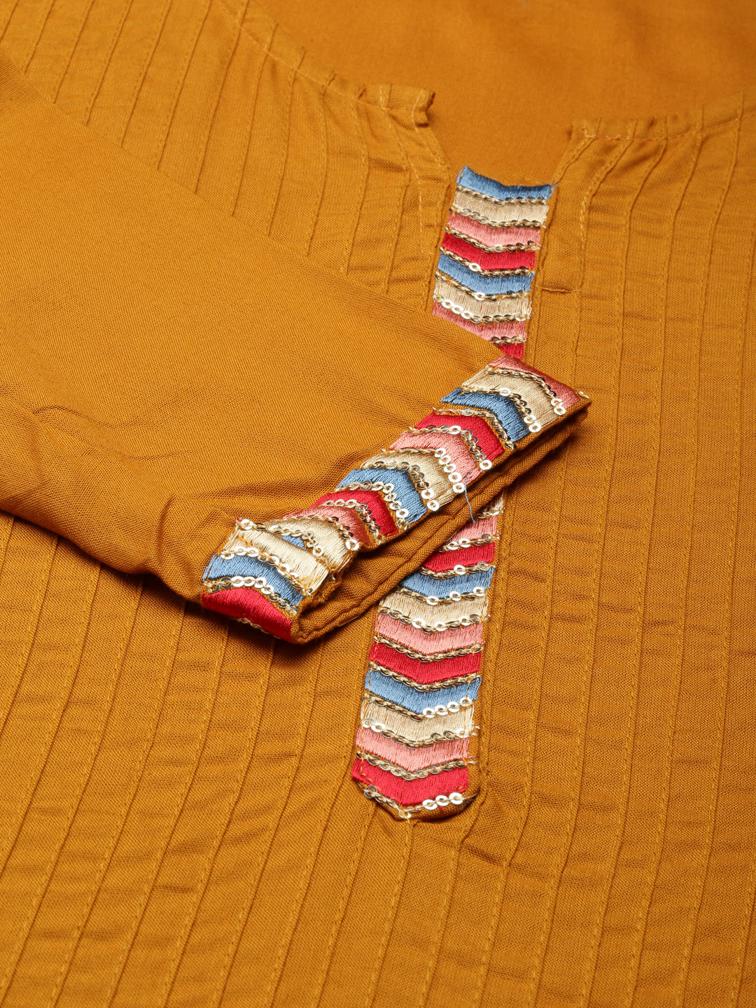 Women's Mustard Round Neck Straight Kurta