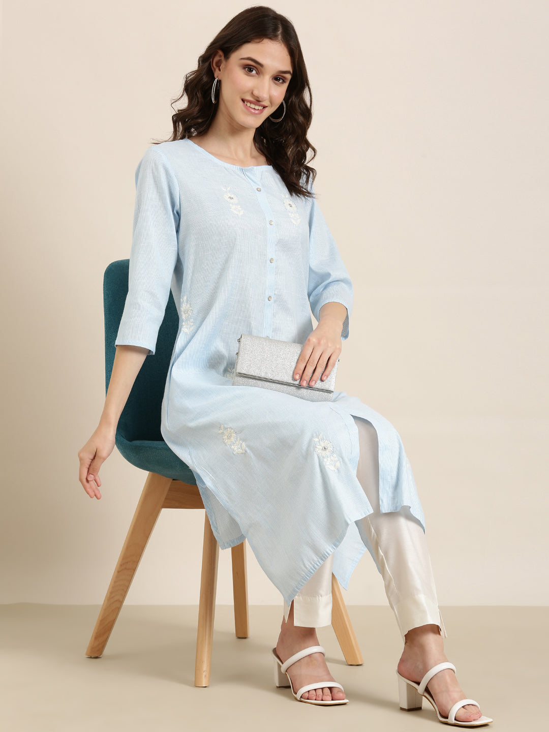 Women's Blue Thread Work Straight Kurta