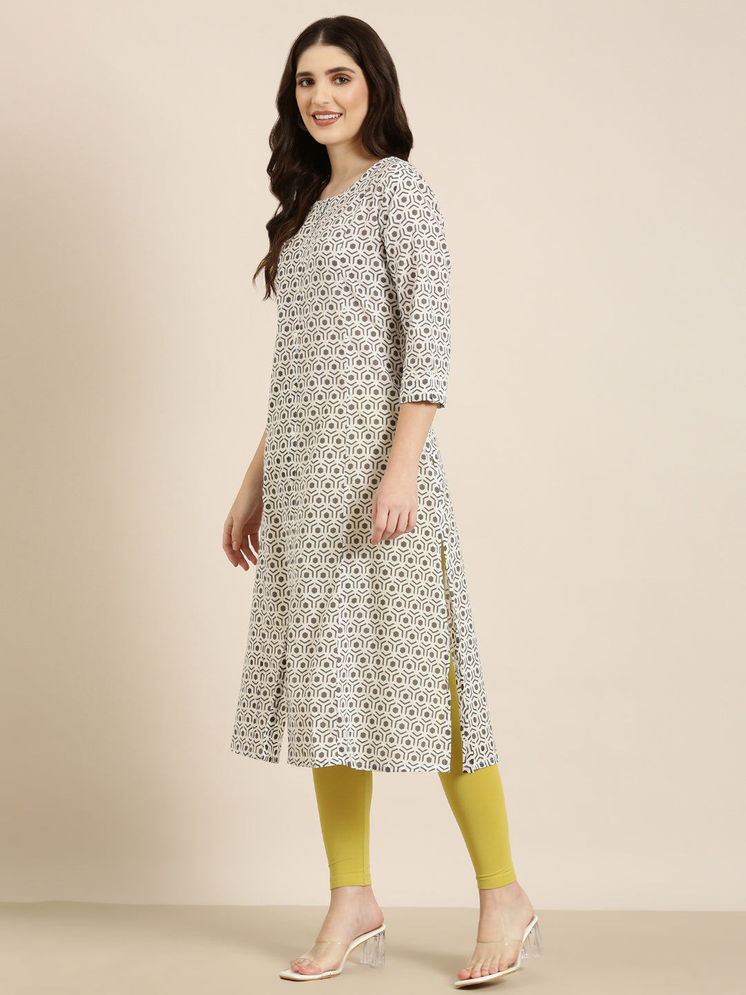 Women's Cream Geometric Printed Thread Work Kurta