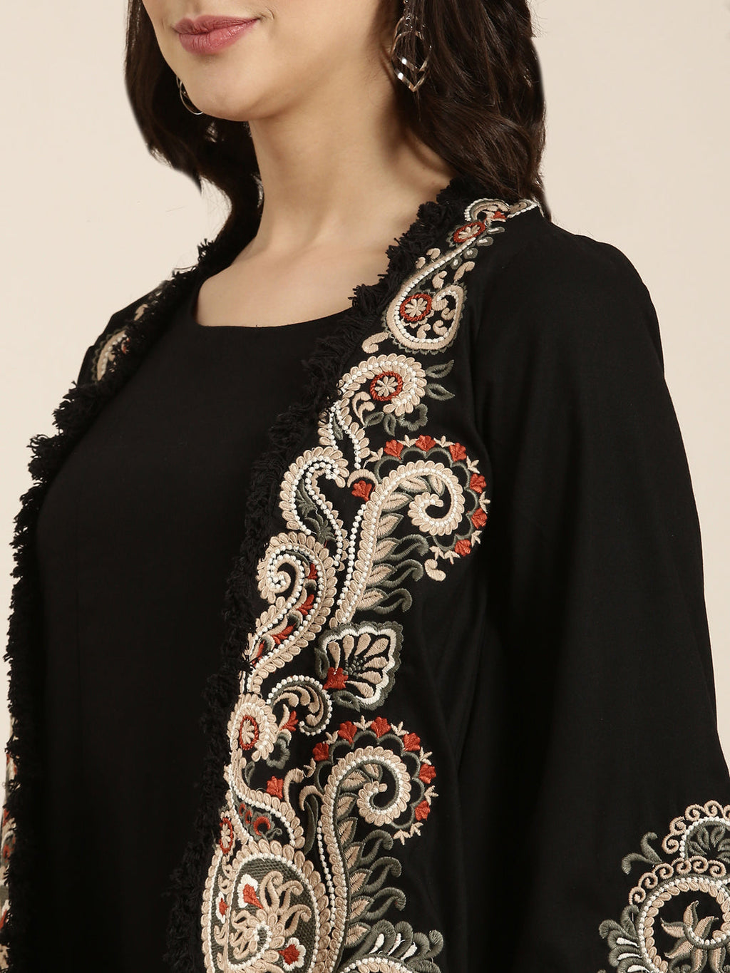 Women's A-Line Black Solid Kurta Comes With Overcoat