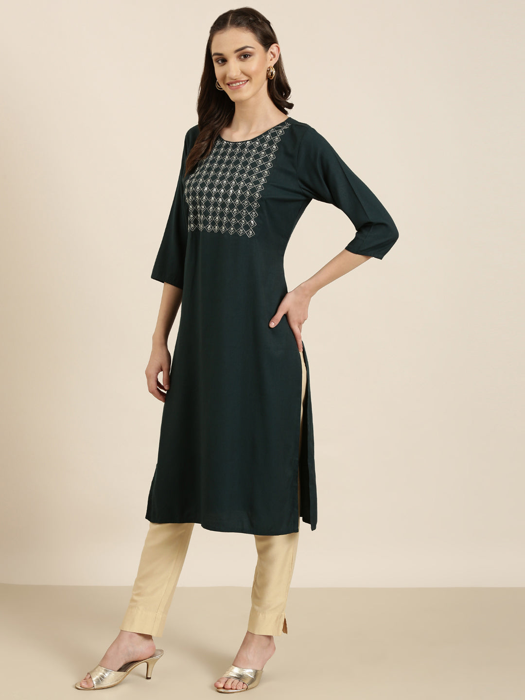 Women's Teal Floral Sequinned Straight Kurta
