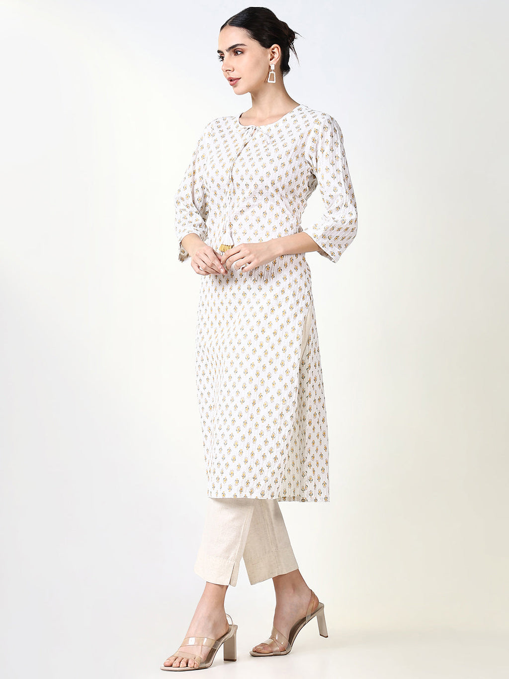 Women's White Floral Straight Kurta