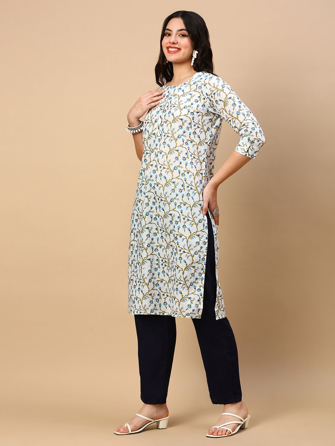 Women's White Floral Straight Kurta