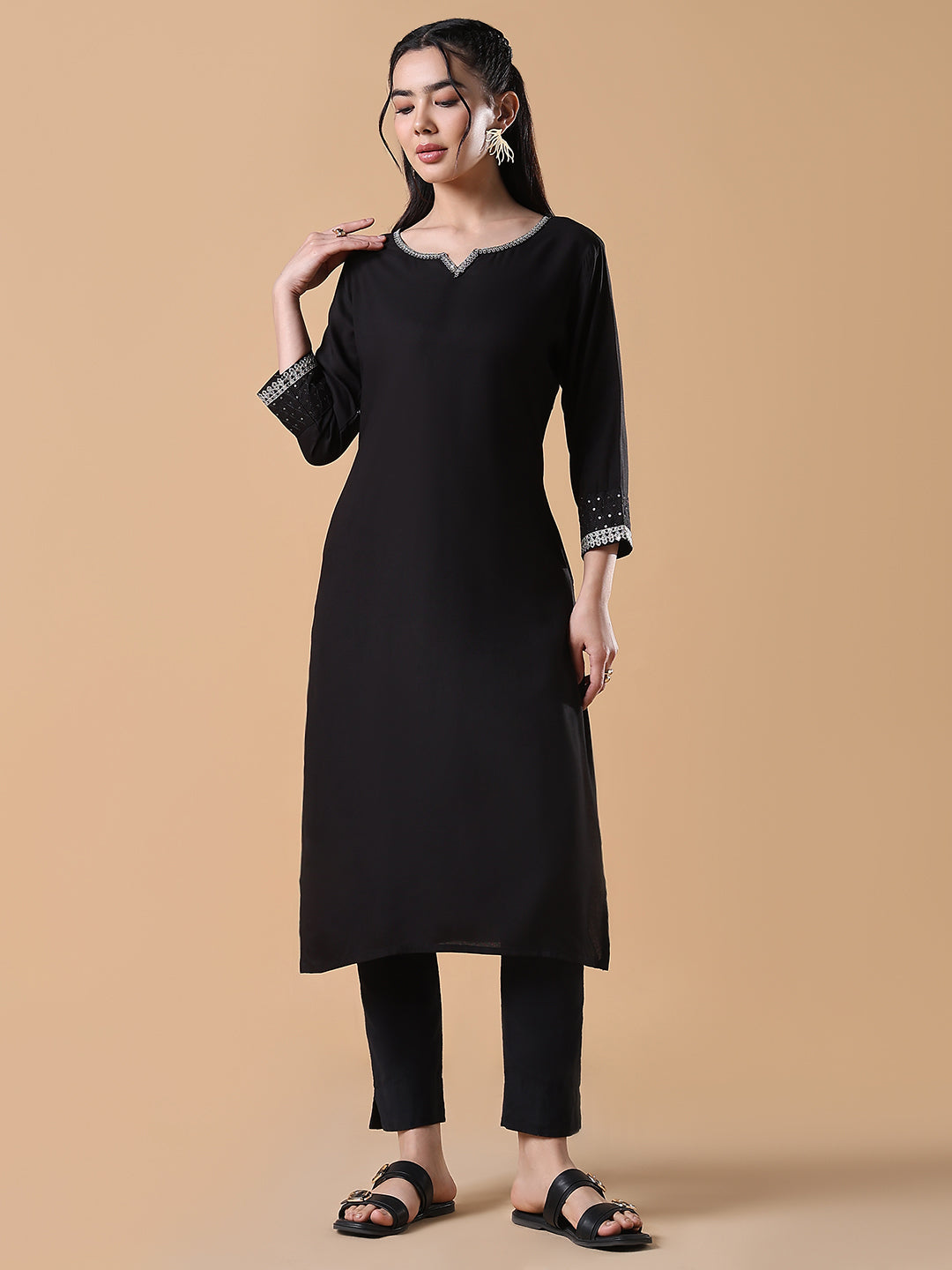 Women's Black Solid Cotton Silk Straight Kurta