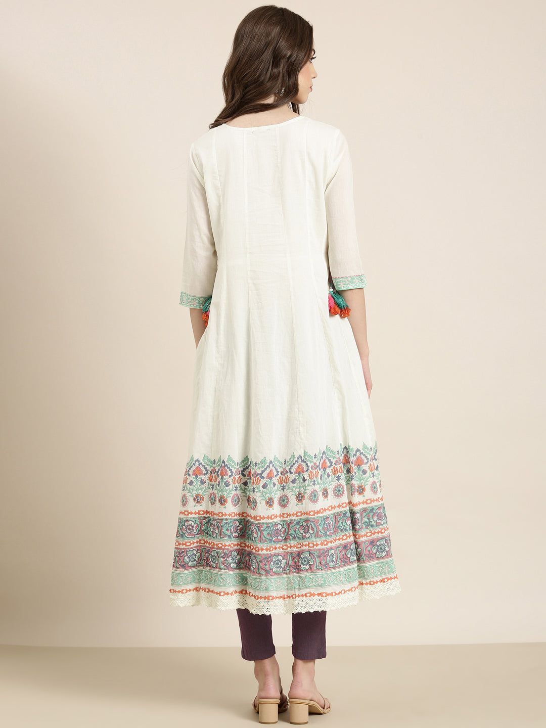 Women's Cream Ethnic Motif Printed Thread Work Anarkali Kurta