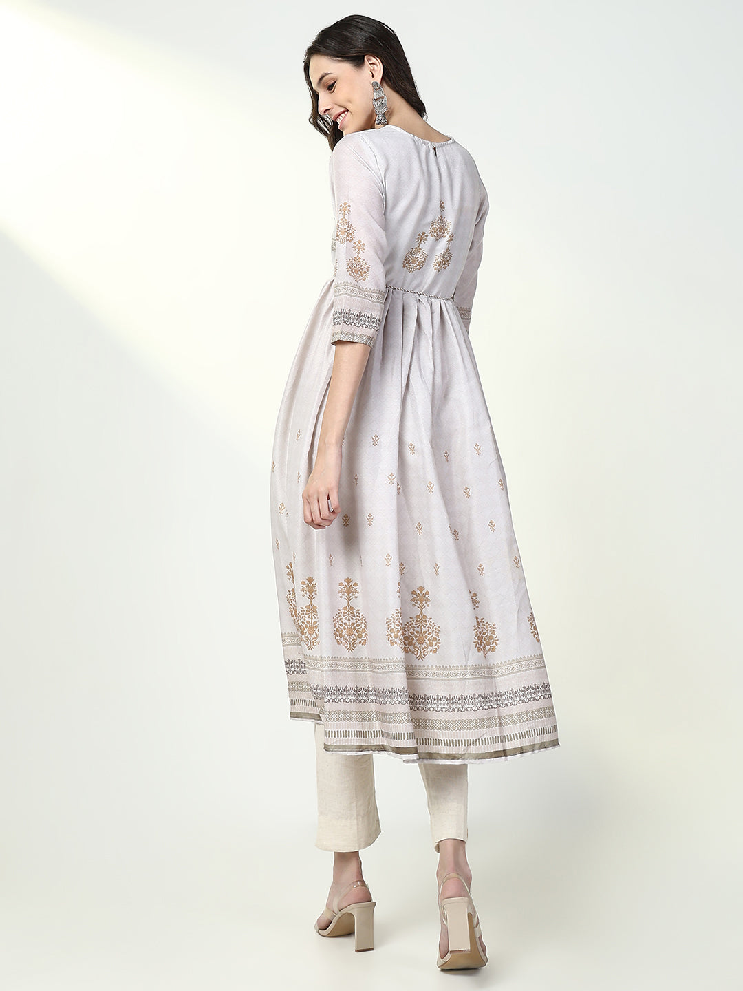 Women's Off White Graphic Anarkali Kurta