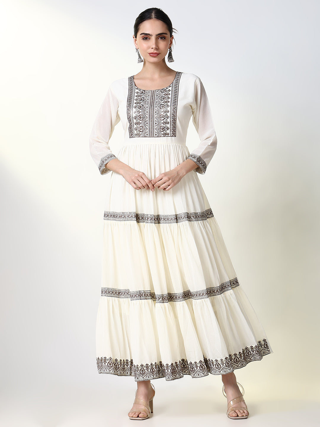 Women's Off White Embroidered Anarkali Kurta