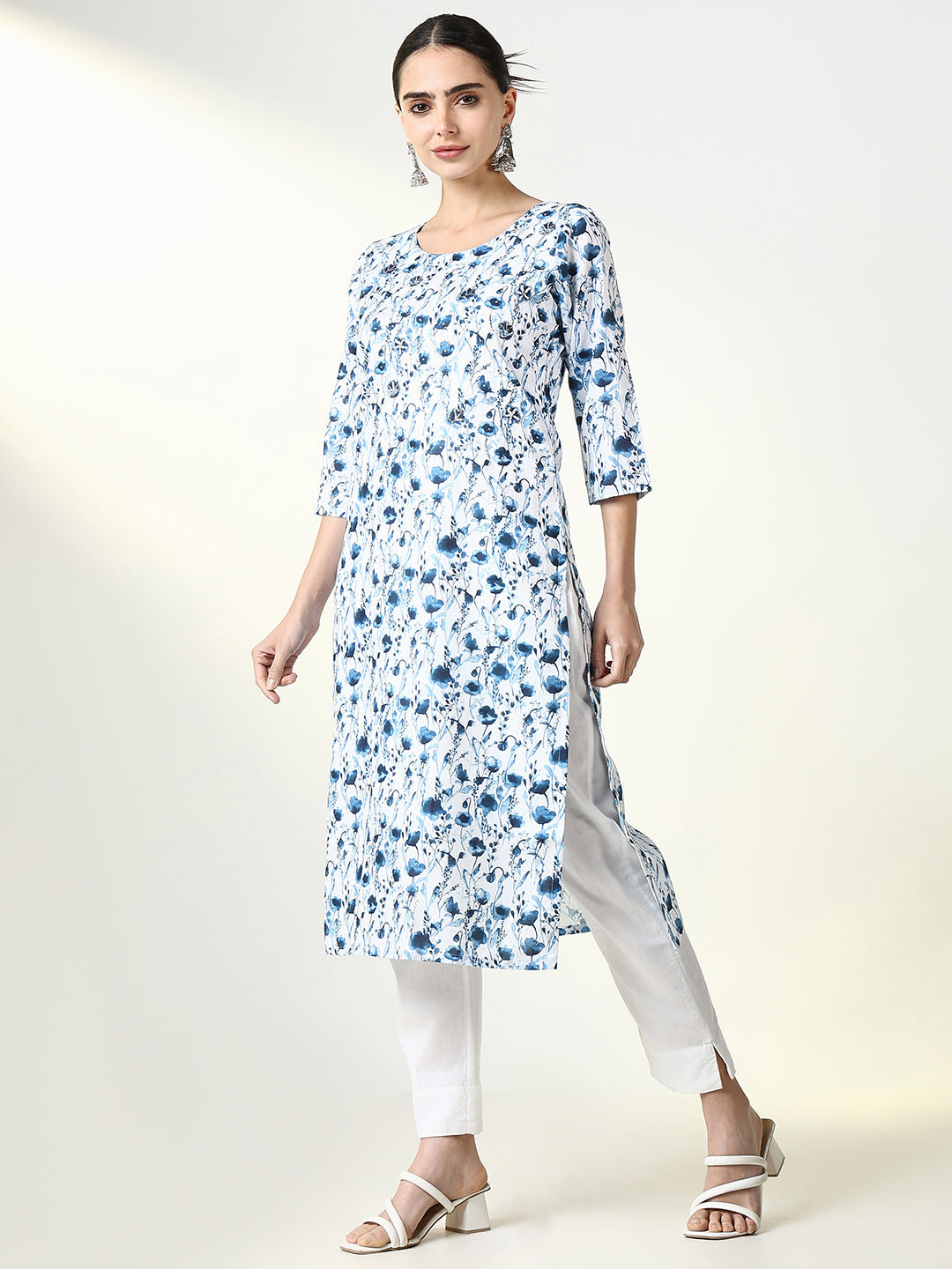 Women's White Floral Straight Kurta