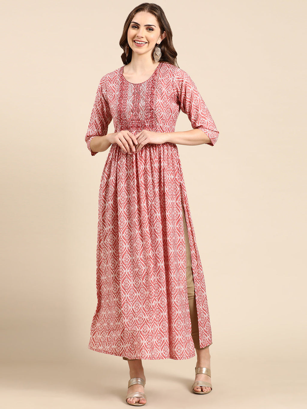 Women's Mauve Ethnic Motifs Printed Sequinned Thread Work Anarkali Kurta