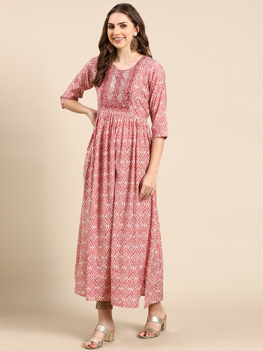 Women's Mauve Ethnic Motifs Printed Sequinned Thread Work Anarkali Kurta