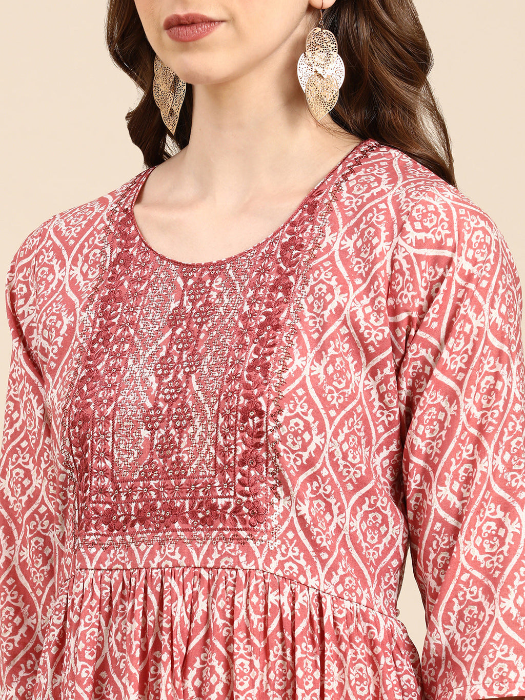 Women's Mauve Ethnic Motifs Printed Sequinned Thread Work Anarkali Kurta