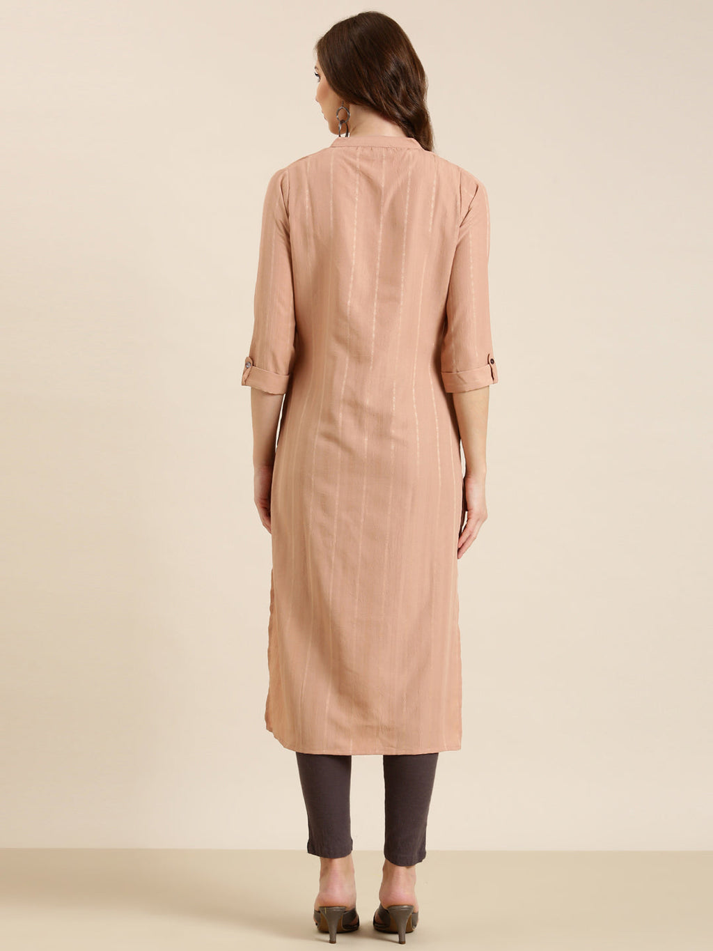 Women's Peach Striped Mandarin Collar Beads & Stones Straight Kurta