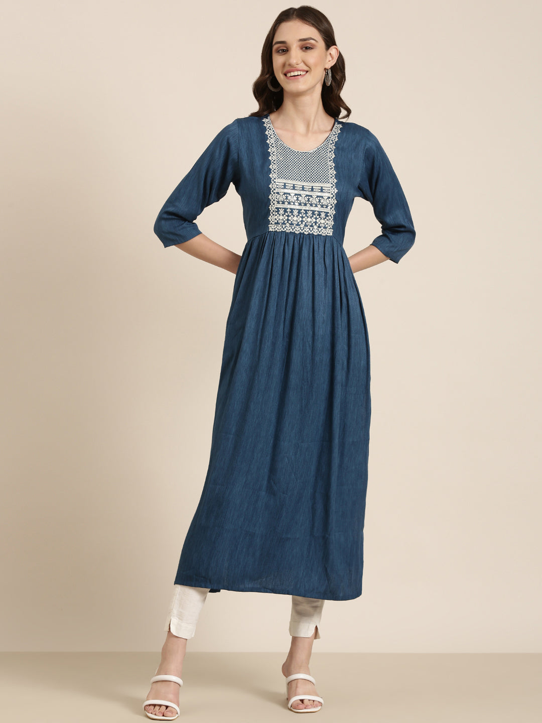 Women's Teal Ethnic Motifs Thread Work Anarkali Kurta