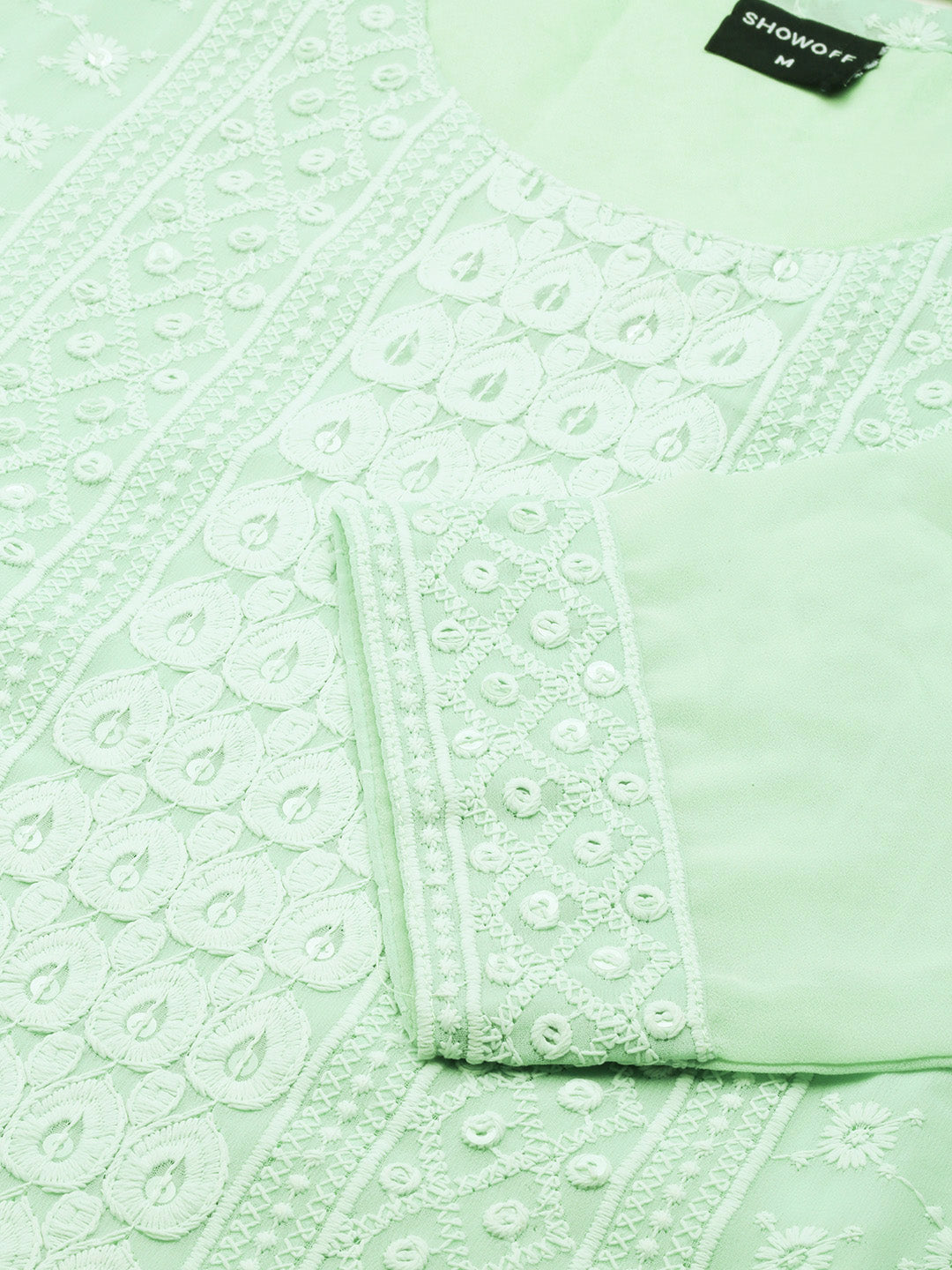 Women's Sea Green Embroidered Thread Work Straight Kurta