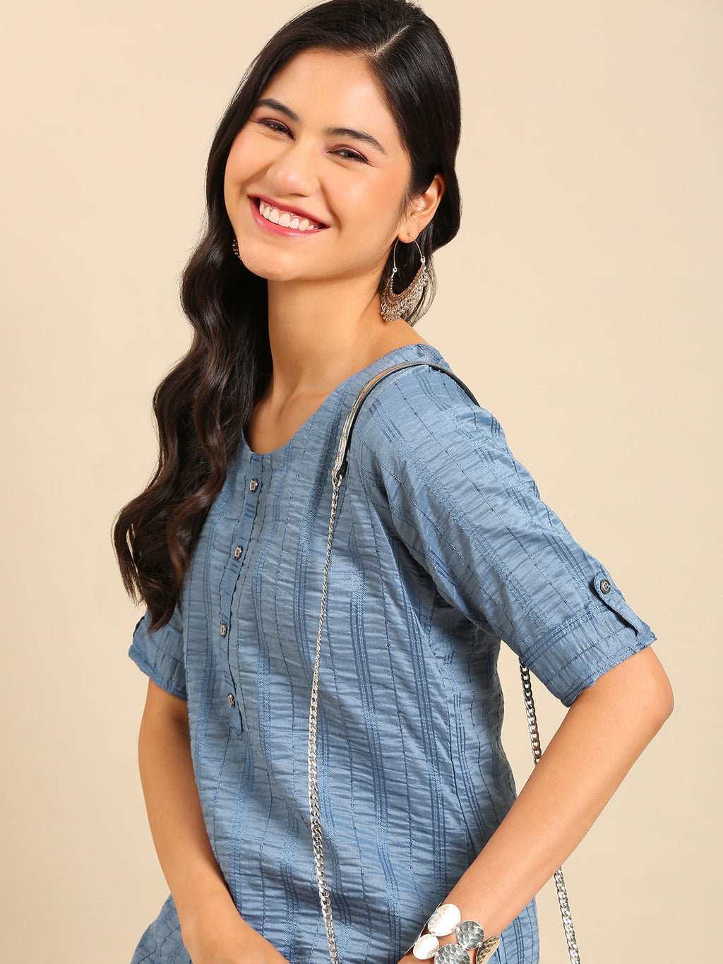 Women's Blue Solid Straight Kurta