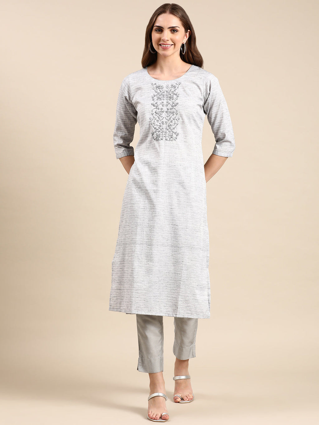 Women's Grey Checked Thread Work Straight Kurta