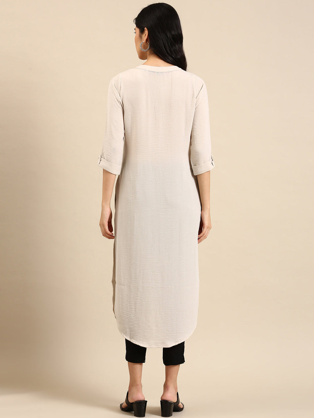 Women's Off White Mandarin Collar Straight Kurta