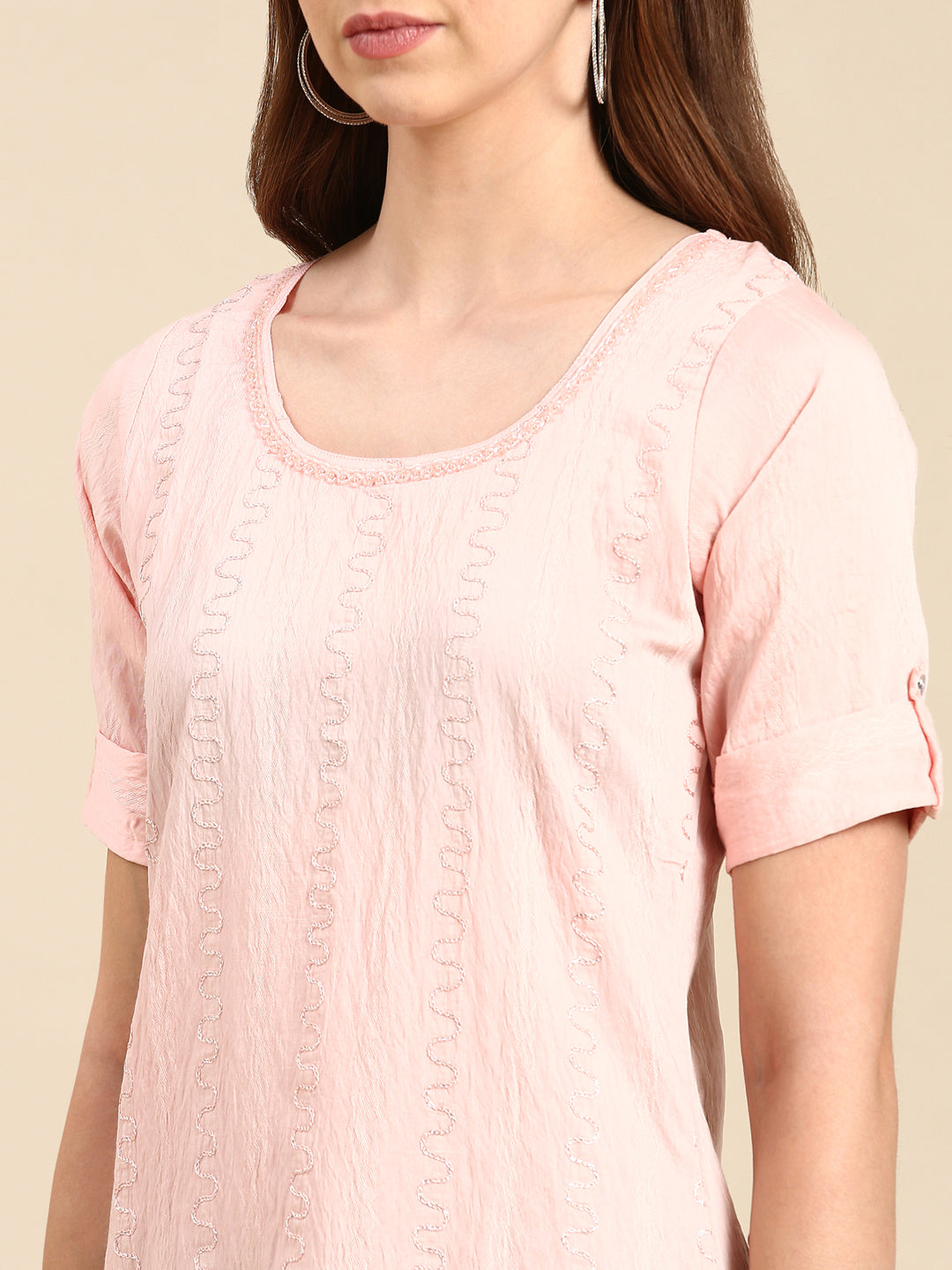 Women's Peach Embroidered Thread Work Straight Kurta