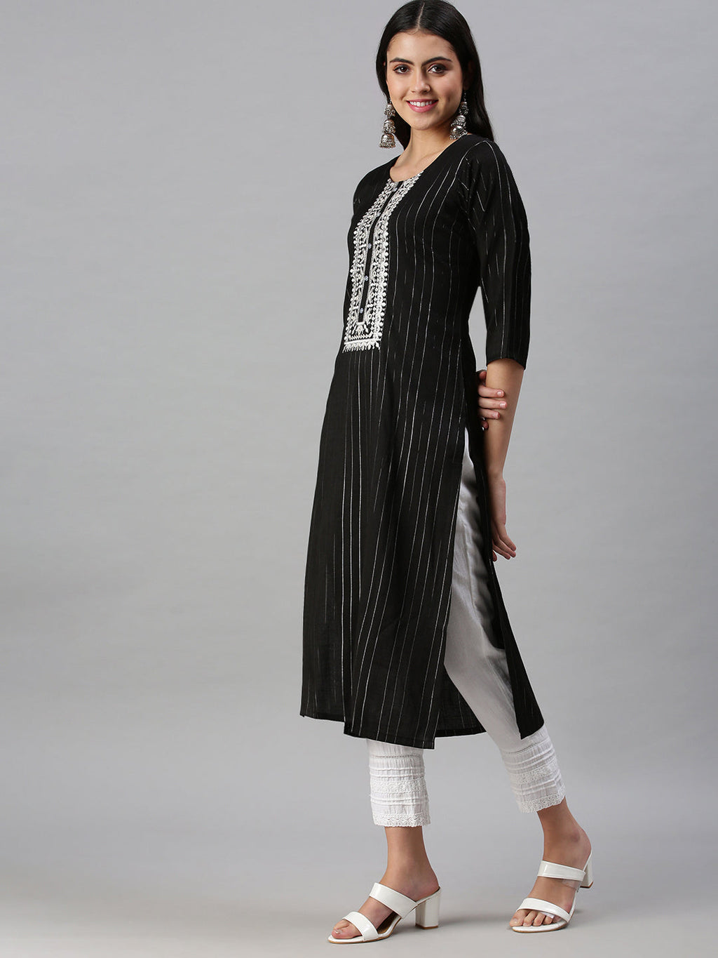 Women's Yoke Design Black Straight Kurta