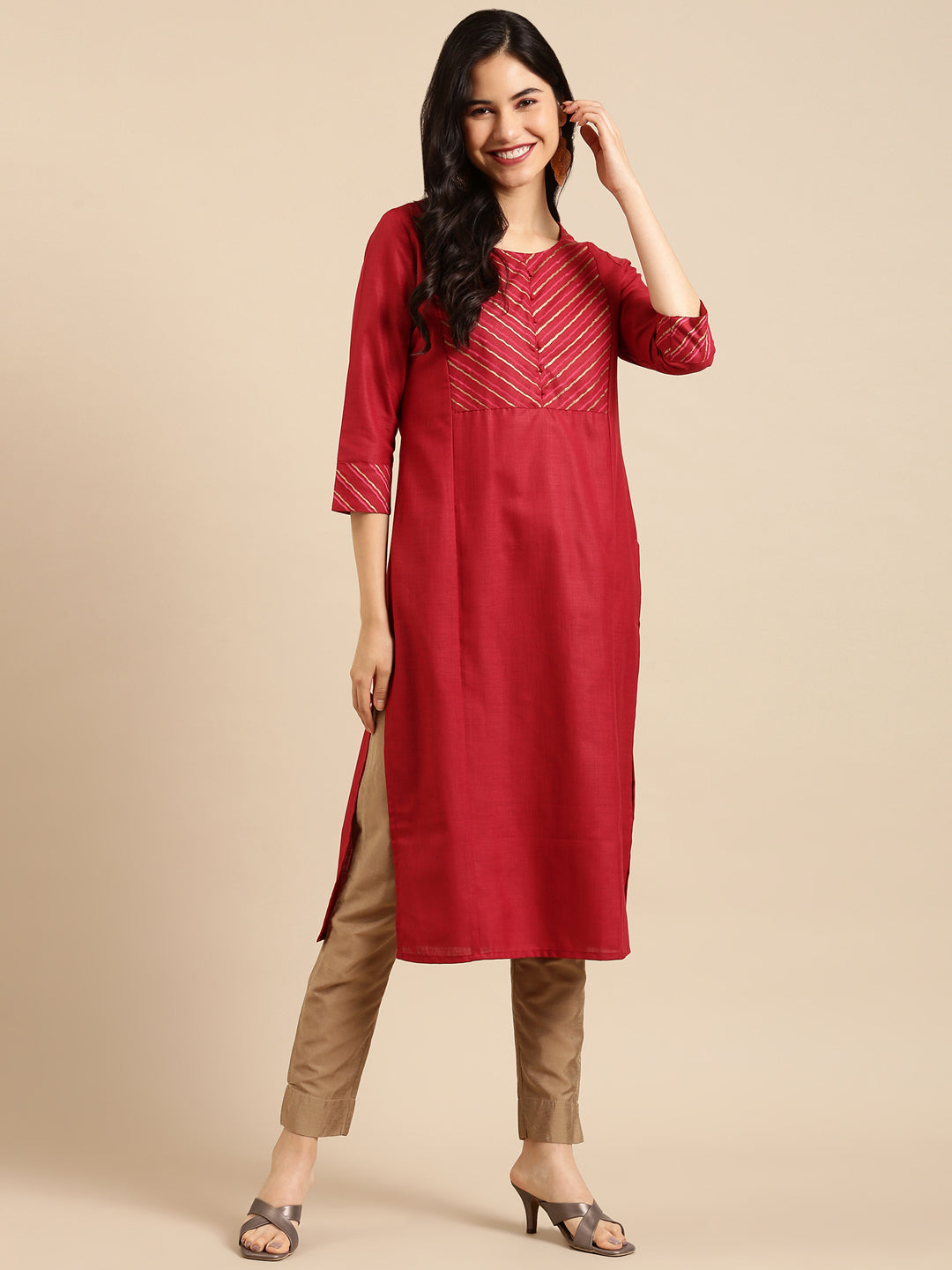 Women's Maroon Solid Straight Kurta