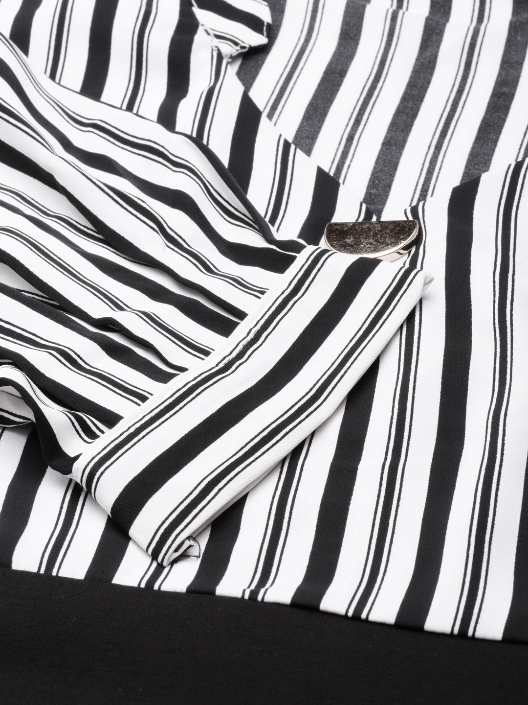 Women's Black Striped Mandarin Collar Cuffed Sleeves Crepe Midi Sheath Dress