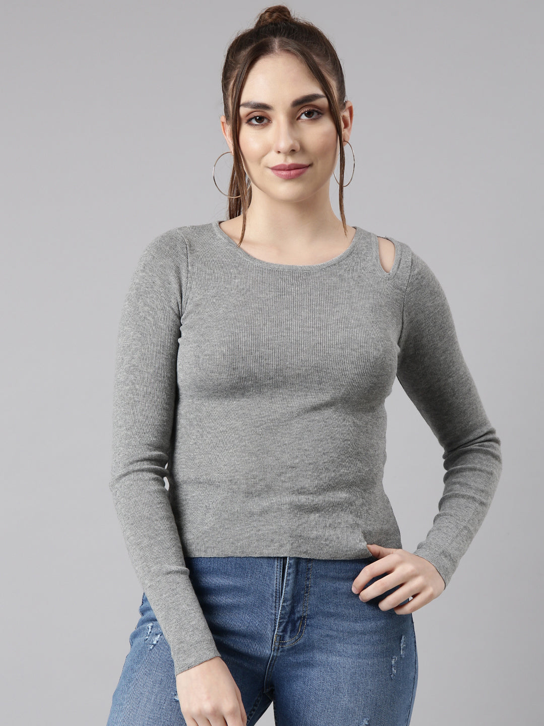 Women's Solid Grey Knitted Fitted Top