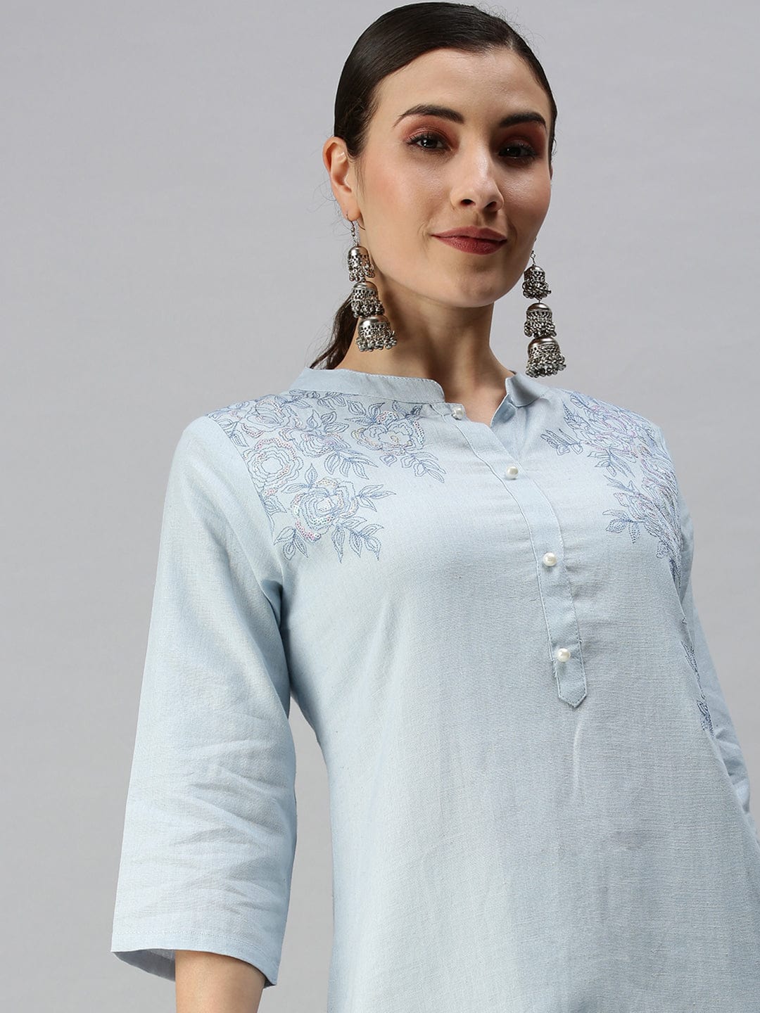 Women's Mandarin Collar Solid Blue Straight Kurta