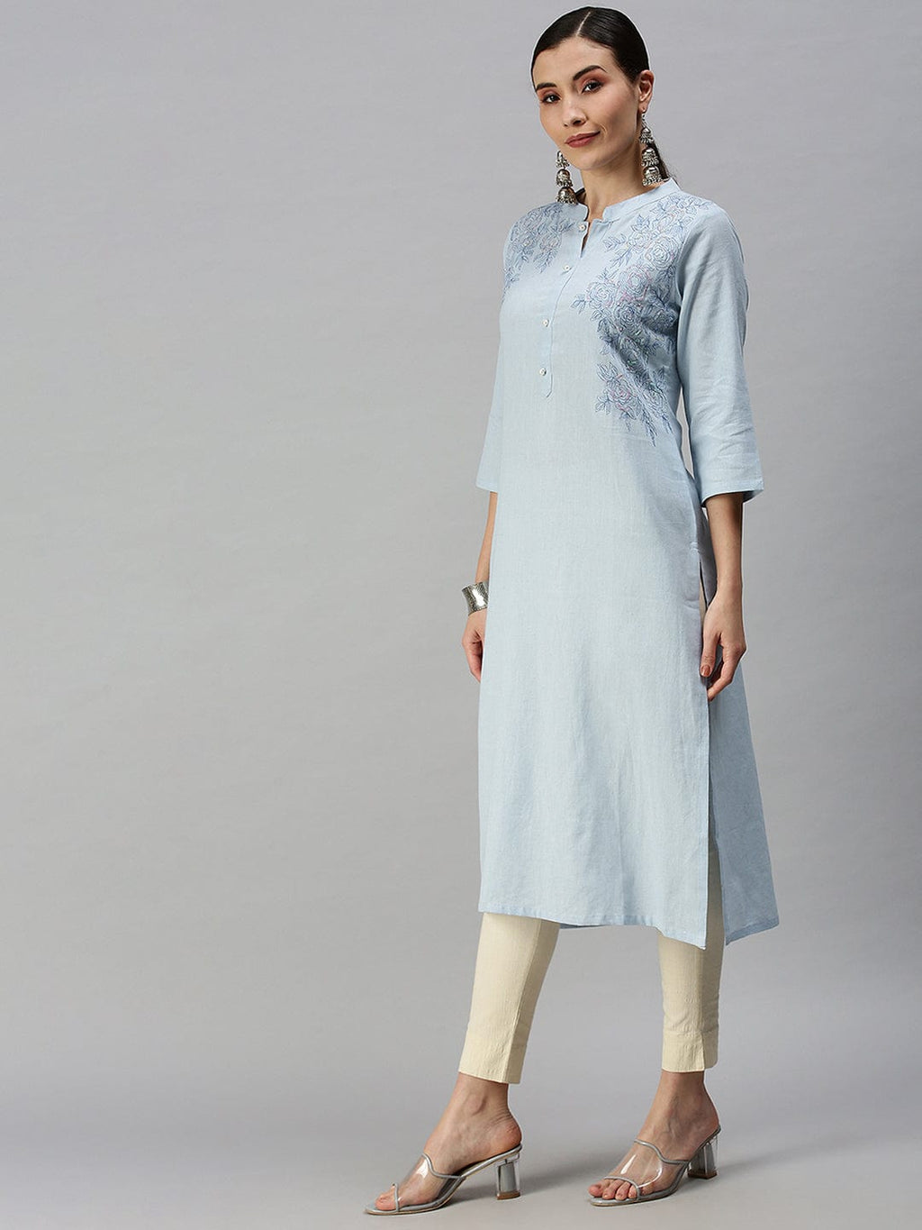 Women's Mandarin Collar Solid Blue Straight Kurta
